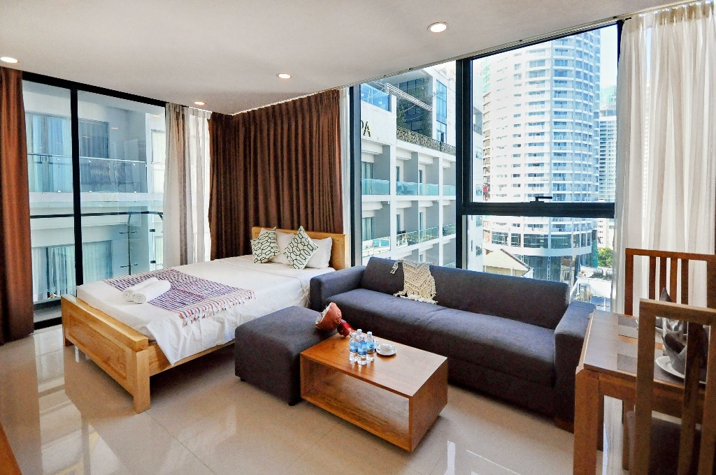 One Bedroom Apartment with Coastalview